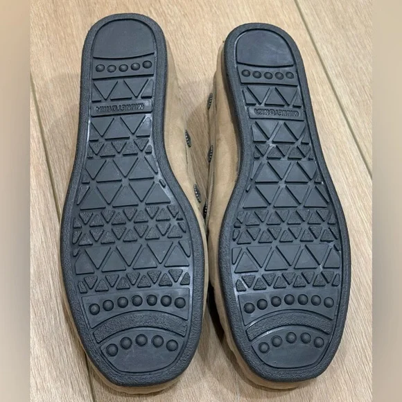 Minnetonka Women’s Suede Moccasin Loafers Tan Size 8 - Picture 4 of 7